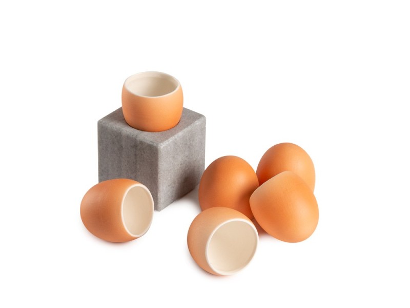 Huevos de porcelana Marrones
